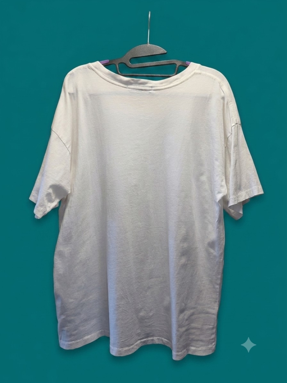 ✏️ Daydreamer| Queen Glitter Crest Merch Tee Vintage White Small - Picture 3 of 5